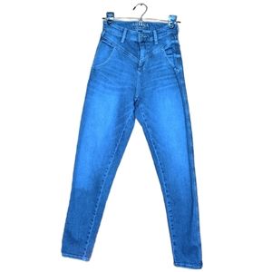 Arizona Mom Jeans Front Yoke Denim Juniors Size 1